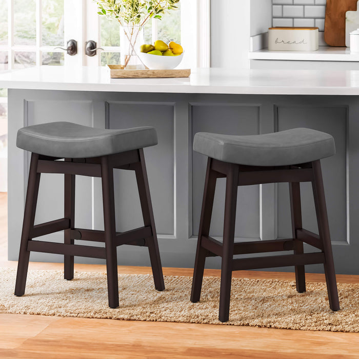 Mercedes Saddle Barstools Set
