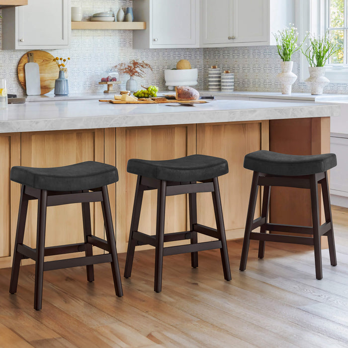 Mercedes Saddle Barstools Set
