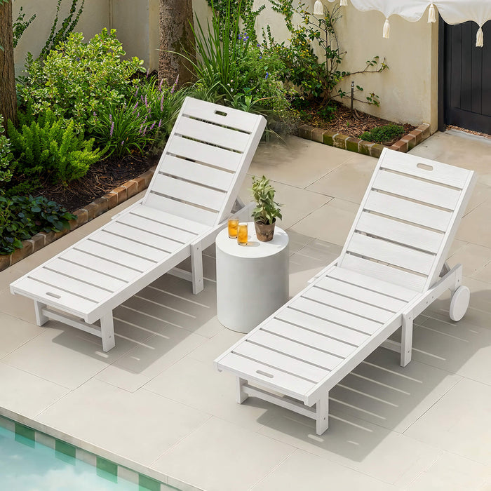 Hayley Outdoor Chaise Lounge Chair with Wheels