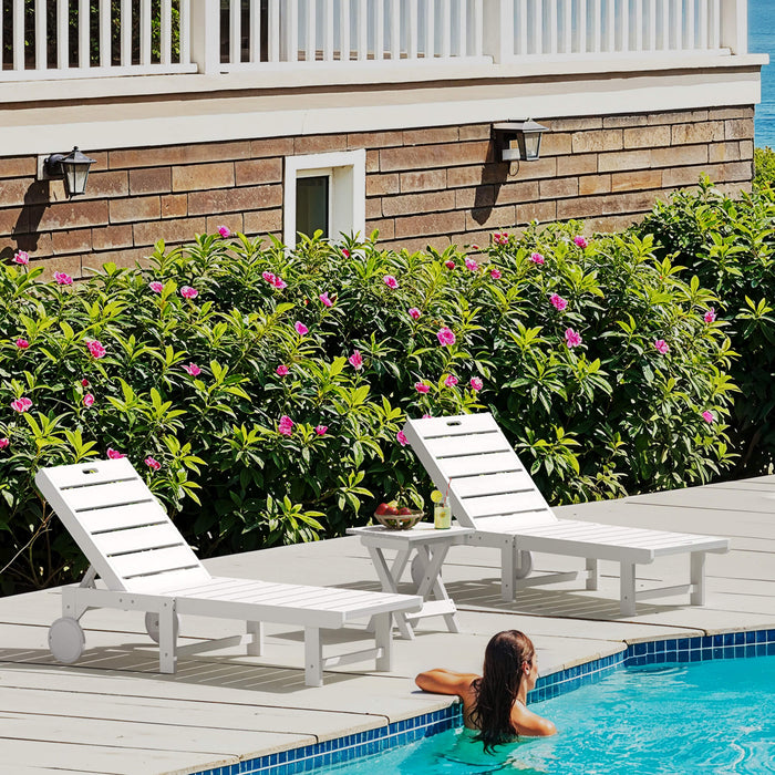 Hayley Outdoor Chaise Lounge Chair with Wheels