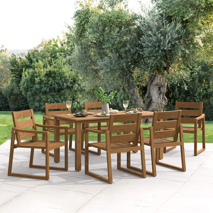 Fox Outdoor Dining Table And Chair